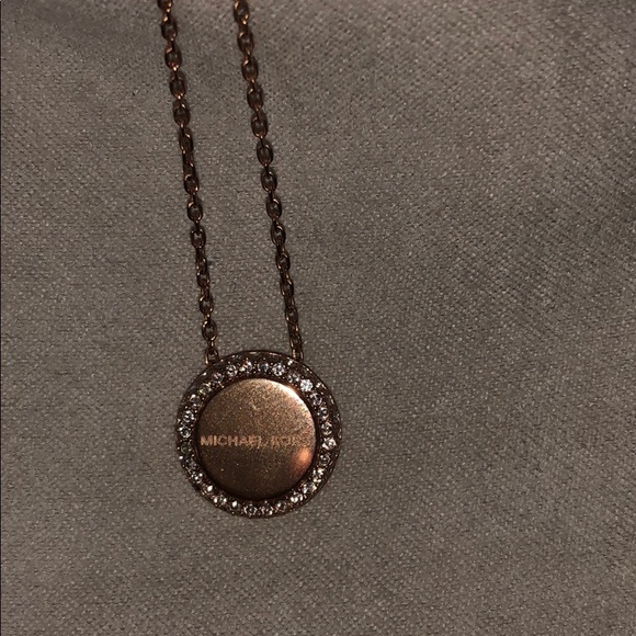 Michael Korda rose gold necklace - Picture 6 of 7